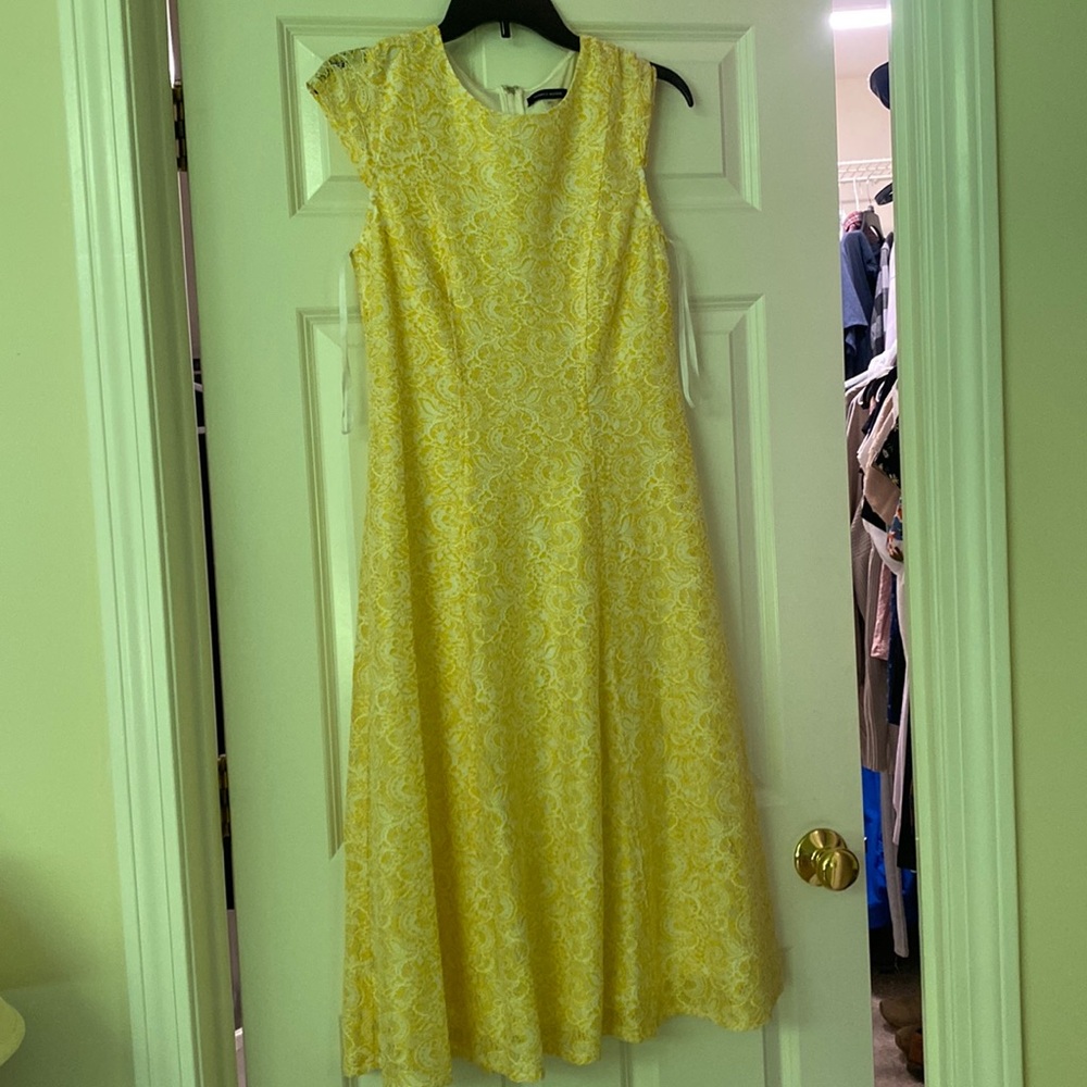 Rarely worn yellow Ralph Lauren dress size 8